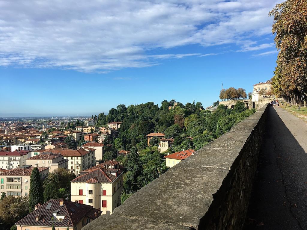 The Little House In Bergamo Διαμέρισμα Εξωτερικό φωτογραφία