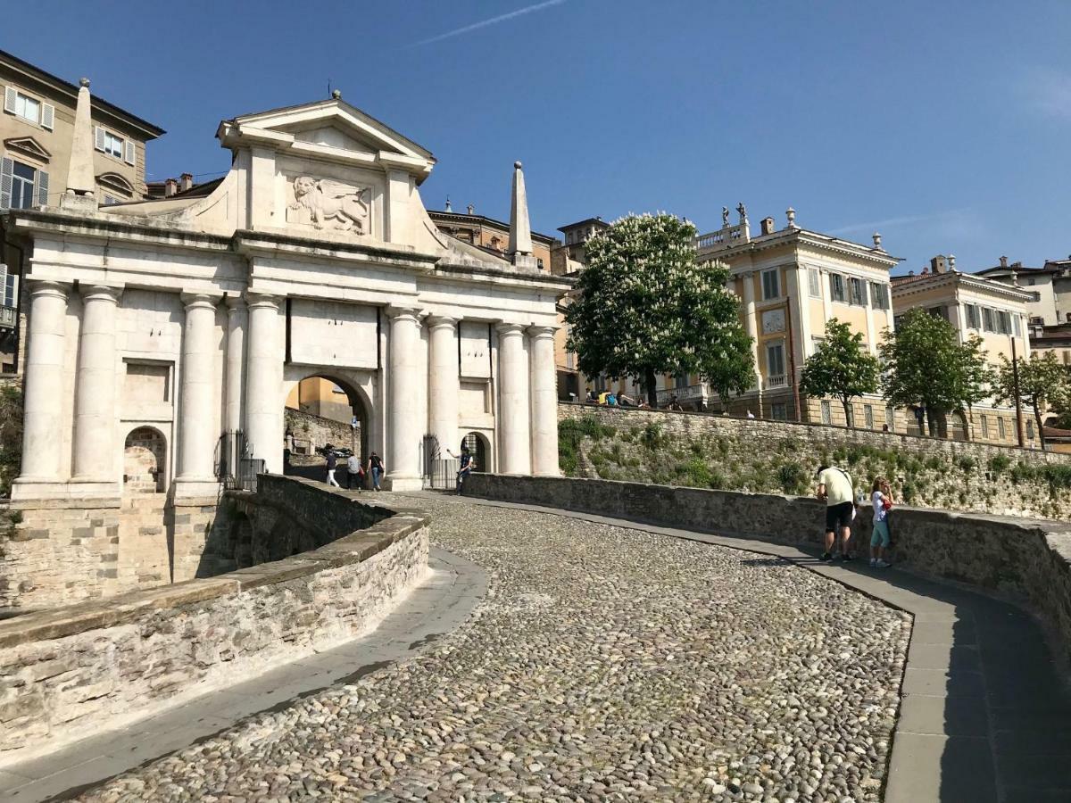 The Little House In Bergamo Διαμέρισμα Εξωτερικό φωτογραφία